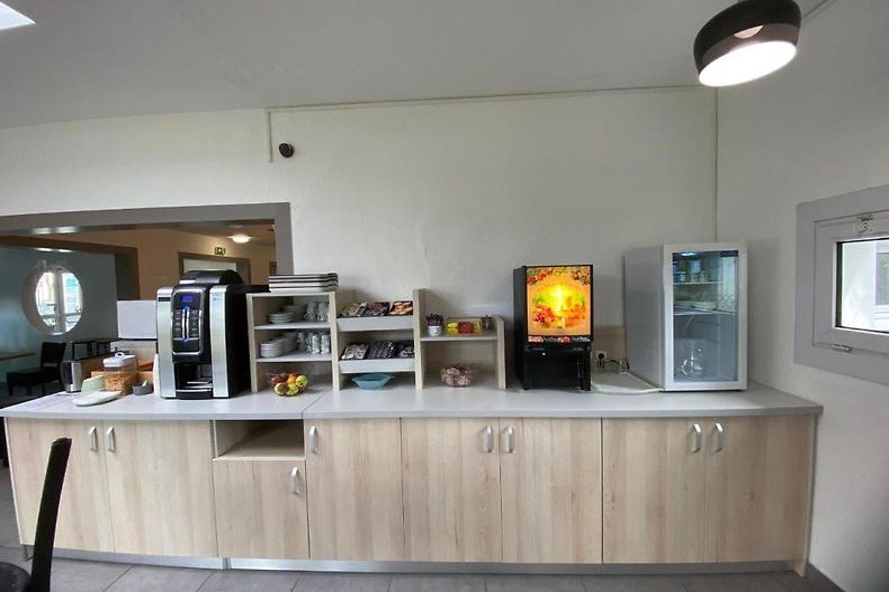 Kyriad Direct La Beaujoire Hotel 2*